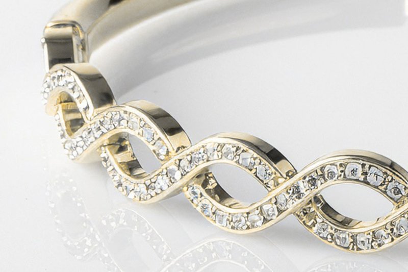 Umicore MDS - AURUNA 3408 - Environmentally friendly hard gold plating - Decorative applications